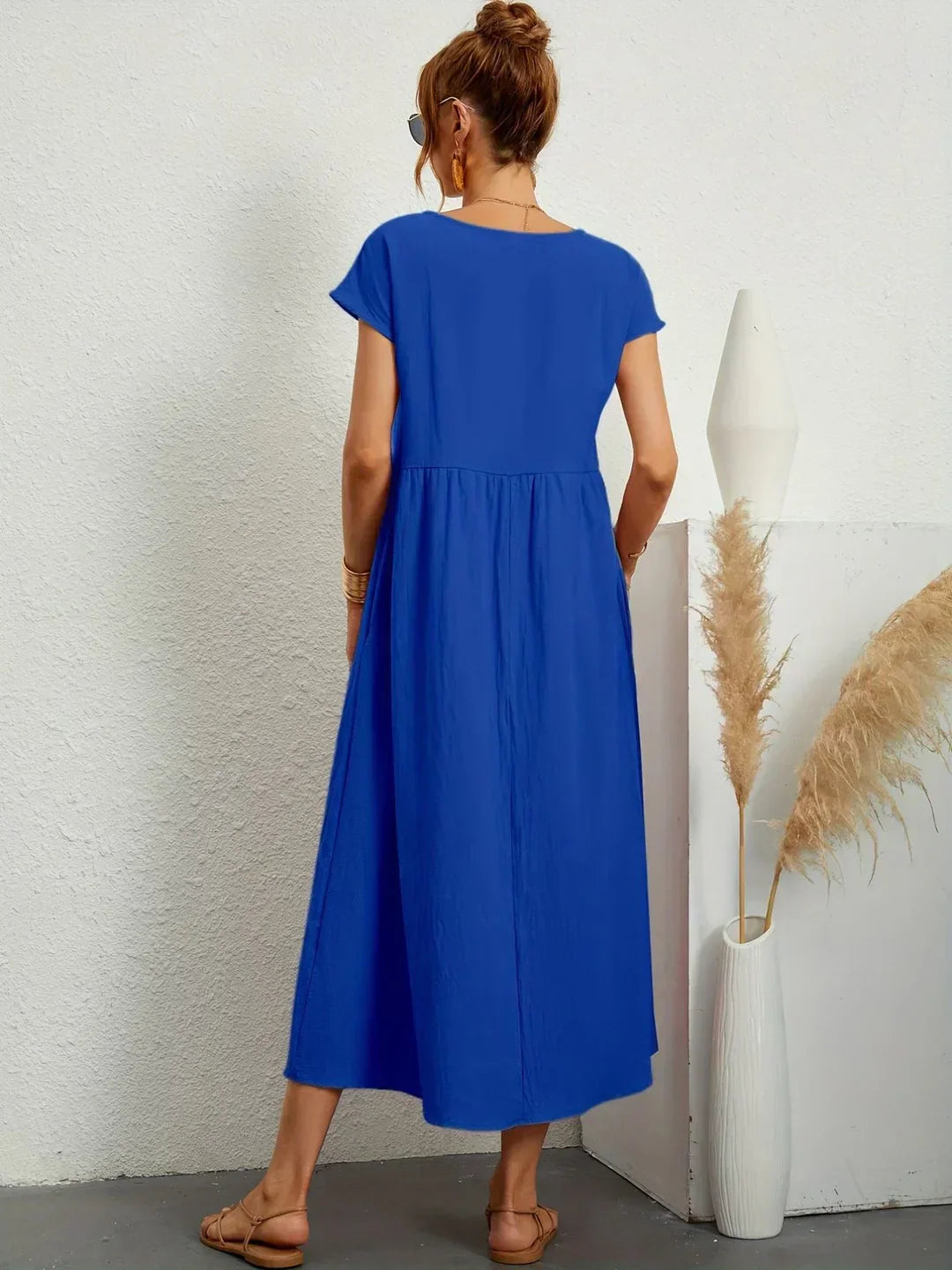 VESTIDO MEDIO FLUIDO ATEMPORAL