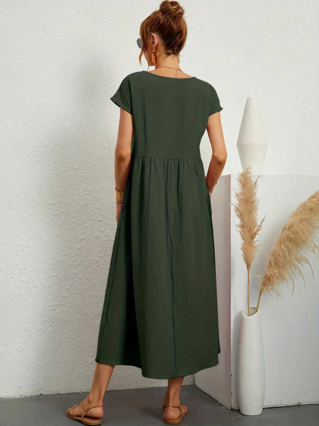 VESTIDO MEDIO FLUIDO ATEMPORAL