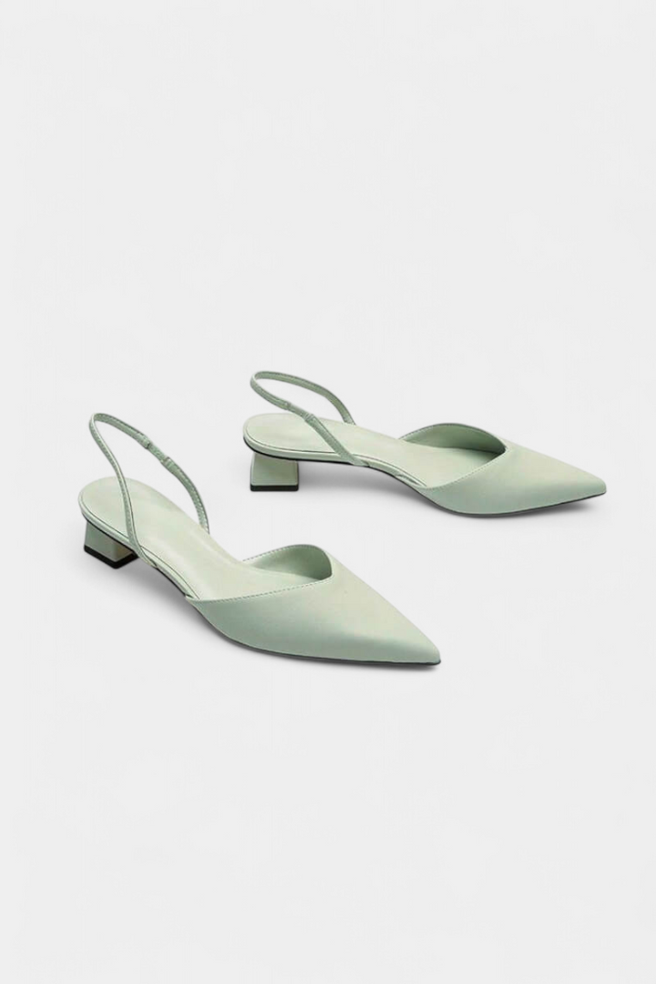 TACONES BAJOS PUNTIAGUDOS